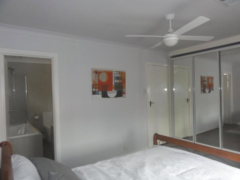 Prime Location & Spacious - Food Delivery Shop 1