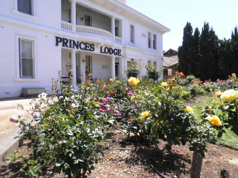 Princes Lodge Motel - Food Delivery Shop 0