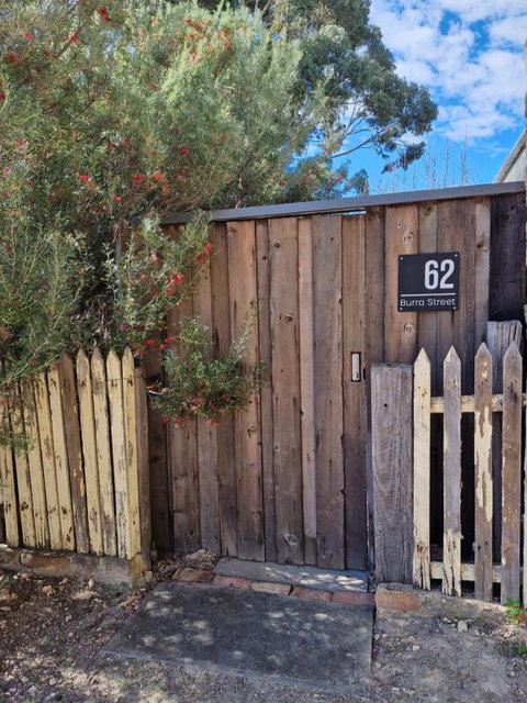 Private Guesthouse - Food Delivery Shop 1