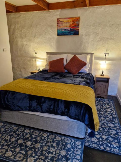 Private Guesthouse - Food Delivery Shop 2