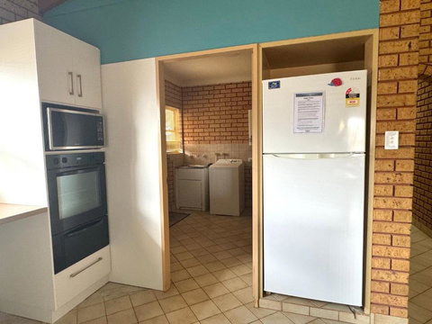 Puggle Palace - Food Delivery Shop 3