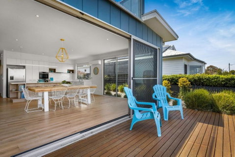 Pukeko Beach House - Food Delivery Shop 3