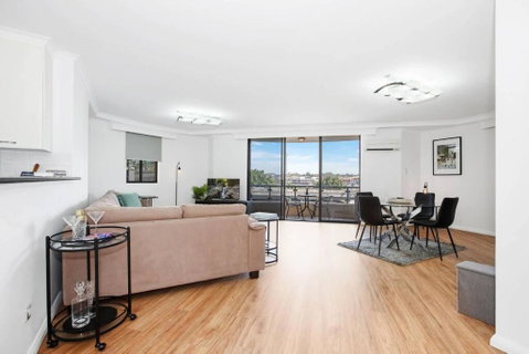 Pyrmont 2 Bed Apartment - Prime Location W Parking - Food Delivery Shop 2
