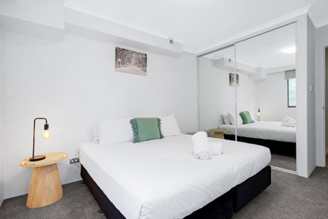 Pyrmont 2 Bed Apartment - Prime Location W Parking - Food Delivery Shop 3