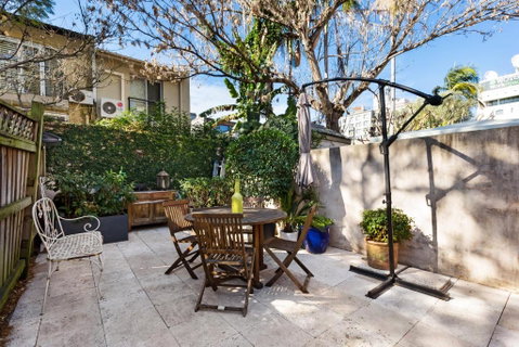 Pyrmont Self-Contained Terrace House (64 BUL) - Food Delivery Shop 2