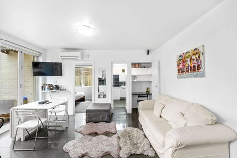 Quiet And Peaceful Beachside 1BR Retreat W Parking - Food Delivery Shop 0