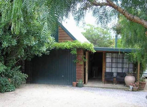 Red Brier Cottage Accommodation - Food Delivery Shop 3