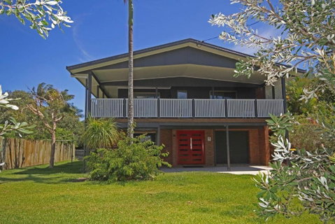 Red Door Beach House - Food Delivery Shop 0