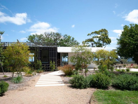 Red Hill Ridge - Food Delivery Shop 3