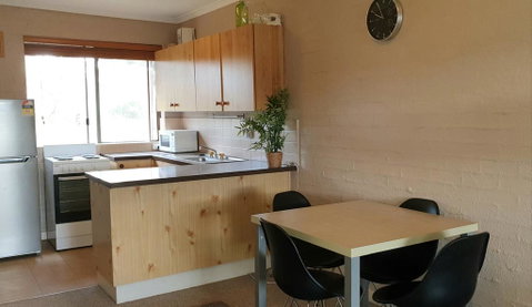 Aspen Court 12 - Food Delivery Shop 2