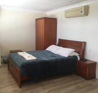 Aussie Hotel  Motel - Food Delivery Shop