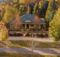 Autumn Beauty - Cottage 3 - Food Delivery Shop