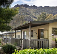 Awonga Cottages - Pet Food Australia