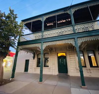 Balcony Level - Heygarth House - Port of Echuca Townhouse - Food Delivery Shop