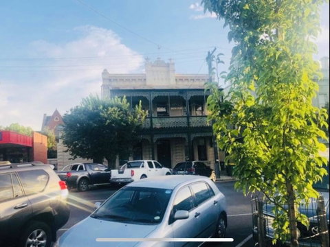 Balcony Level - Heygarth House - Port Of Echuca Townhouse - Food Delivery Shop 3
