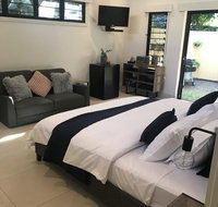 Bali inspired hideaway with Tropical villa  Plunge Pool - Food Delivery Shop