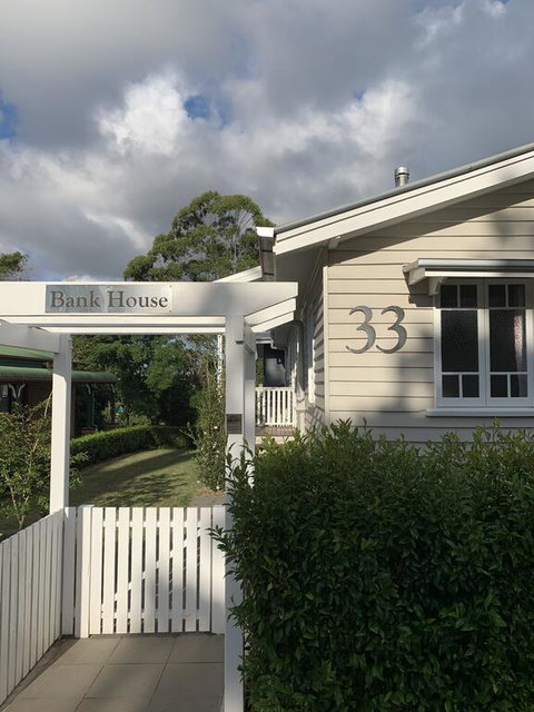 Bank House Tamborine Mountain - Food Delivery Shop 1