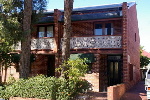 Barker Road - Food Delivery Shop 0