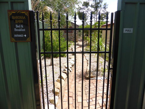 Barossa Barn Bed And Breakfast - Food Delivery Shop 3