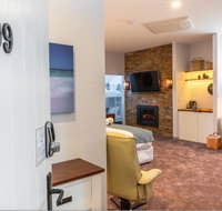 Bay Of Fires Apartments - Food Delivery Shop