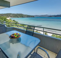 Beachfront Hamilton Island - Food Delivery Shop