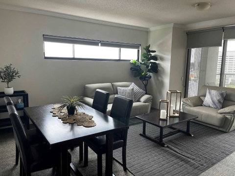 Republic Apartment - Food Delivery Shop 2