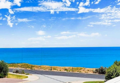 Relaxing Getaway Beachfront Access Multi Family Pets Mandurah - Food Delivery Shop 2