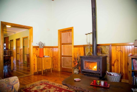 Red Tractor Retreat - Food Delivery Shop 1
