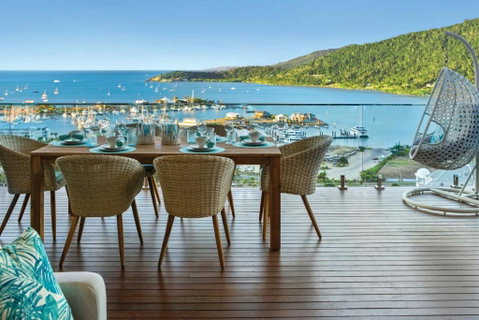 Relax & Daydream At 2 Elementa - Food Delivery Shop 2