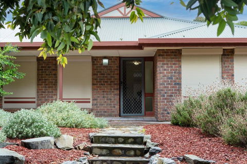 Relaxing Holiday Home Pets Are Welcome - Food Delivery Shop 0