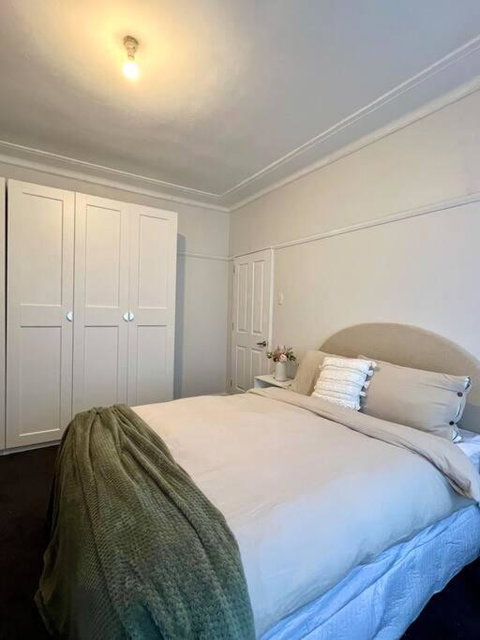 Renovated 3 Bedroom House - Food Delivery Shop 1