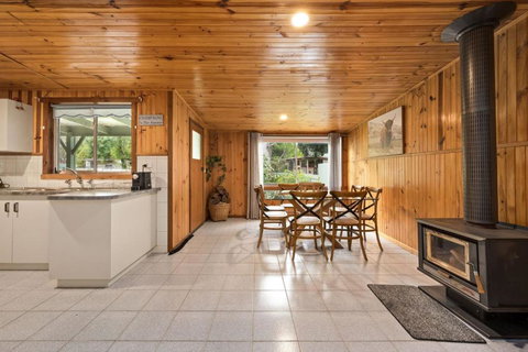 Rest & Relaxation - Food Delivery Shop 0