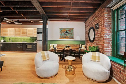 Retro Meets Industrial At Heritage Bond Store - Food Delivery Shop 1