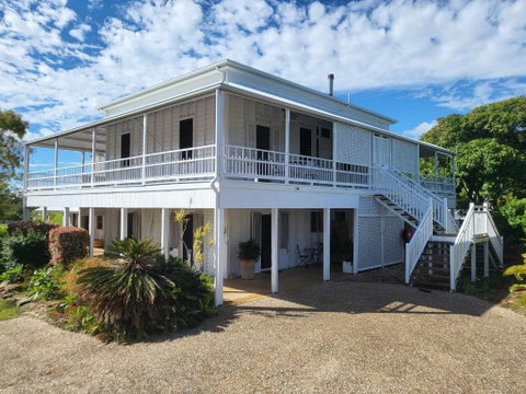 Ribbonwood Bed & Breakfast, Emu Park Qld - Food Delivery Shop 0