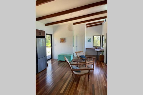 Ridge Cabin - Stunning Views - 5km From Neighbours - Food Delivery Shop 2