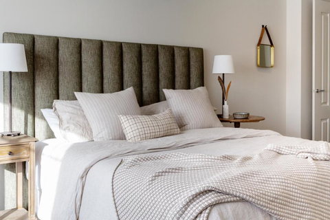 River Run Bright - Food Delivery Shop 3