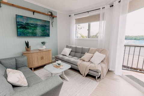 River Sands Apartments - Food Delivery Shop 3