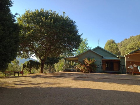 Riverbend Homestead - Food Delivery Shop 3