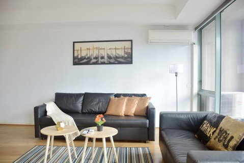 RiverView Spacious 3BR2Bath2Car WifiPoolGym Crown - Food Delivery Shop 0