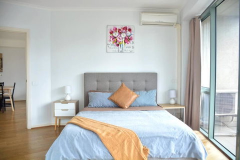 RiverView Spacious 3BR2Bath2Car WifiPoolGym Crown - Food Delivery Shop 1