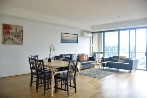 RiverView Spacious 3BR2Bath2Car WifiPoolGym Crown - Food Delivery Shop 3