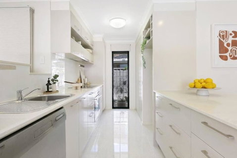Riviera Road Miami - 4BRM Dual Villa - Food Delivery Shop 3