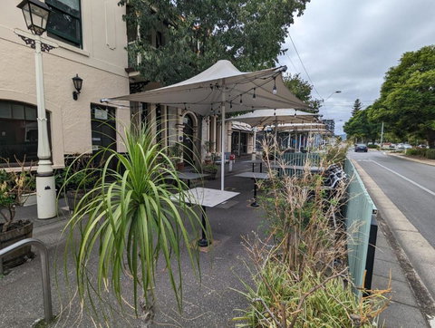 Rob Roy Room 1 - Food Delivery Shop 2