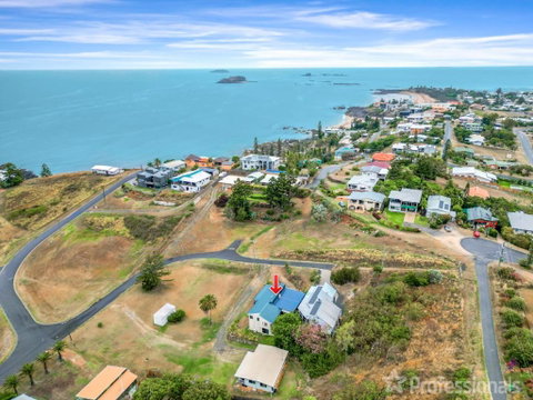 Rocky Retreat At Emu Park - Food Delivery Shop 2