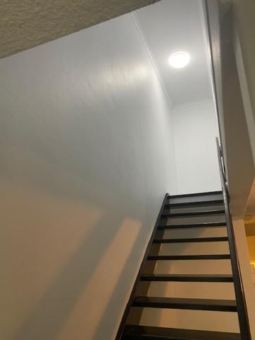ROOFTOP APARTMENT AT MARINA TERRACES - Food Delivery Shop 3
