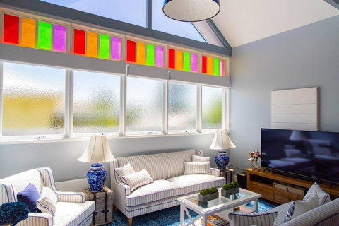 RoseBerne Cottage - Food Delivery Shop 3