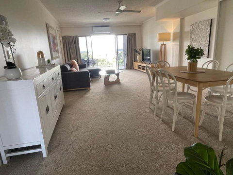 Rovera Apartments - Food Delivery Shop 3