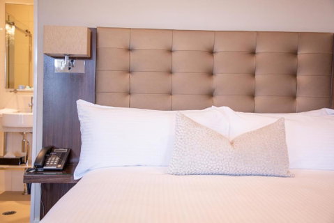 Royal Hotel Randwick - Food Delivery Shop 2