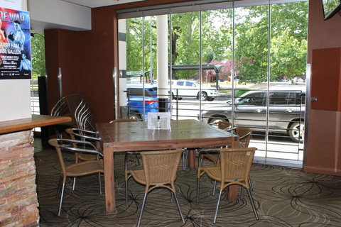 Royal Hotel Orange - Food Delivery Shop 3