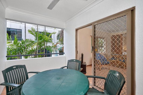 Royal Palm Villas - Food Delivery Shop 3